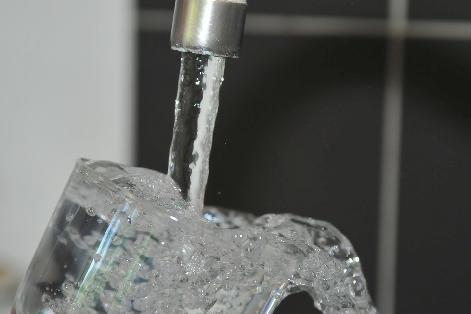 Analisi microbiologica acqua pubblica