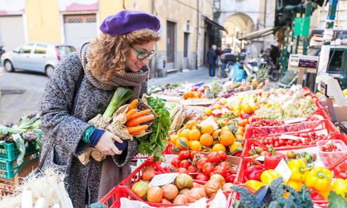 Banchi del mercato del lunedì 